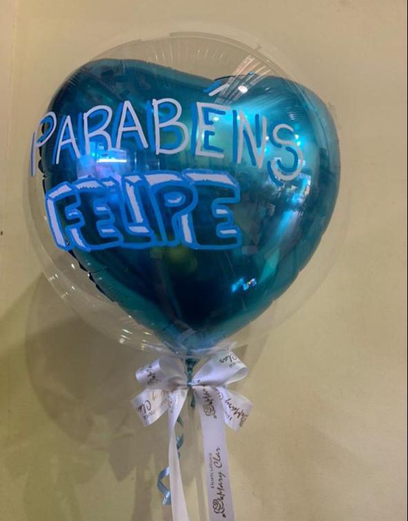 Balão bubble com balão de coração grande Balão bubble com balão de coração grande